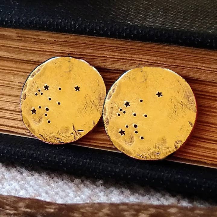 Orecchini a bottone Constellation stampati a mano {ottone} per la vendita all'ingrosso da parte di Little Wander Shop