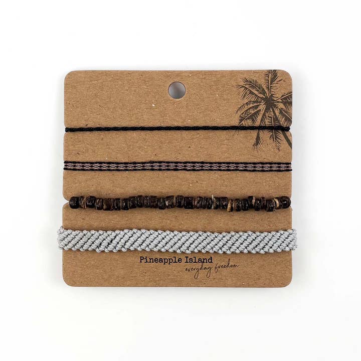 Set di Braccialetti in Legno di Cocco e Corda Fatti a Mano Koh Lanta per la vendita all'ingrosso da parte di Pineapple Island