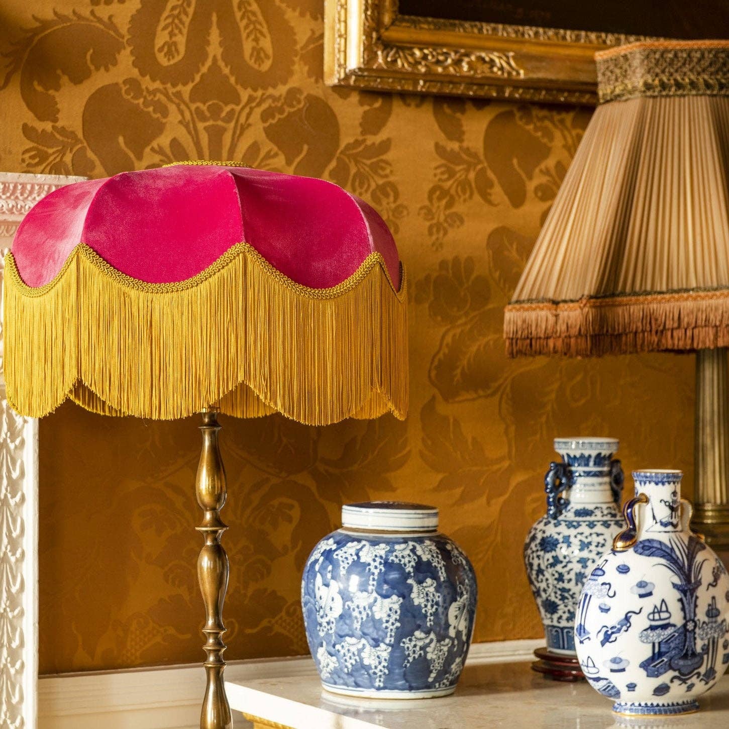 Tinker & Tallulah – wholesale Lampshade – The Raspberry Fringed Lampshade1