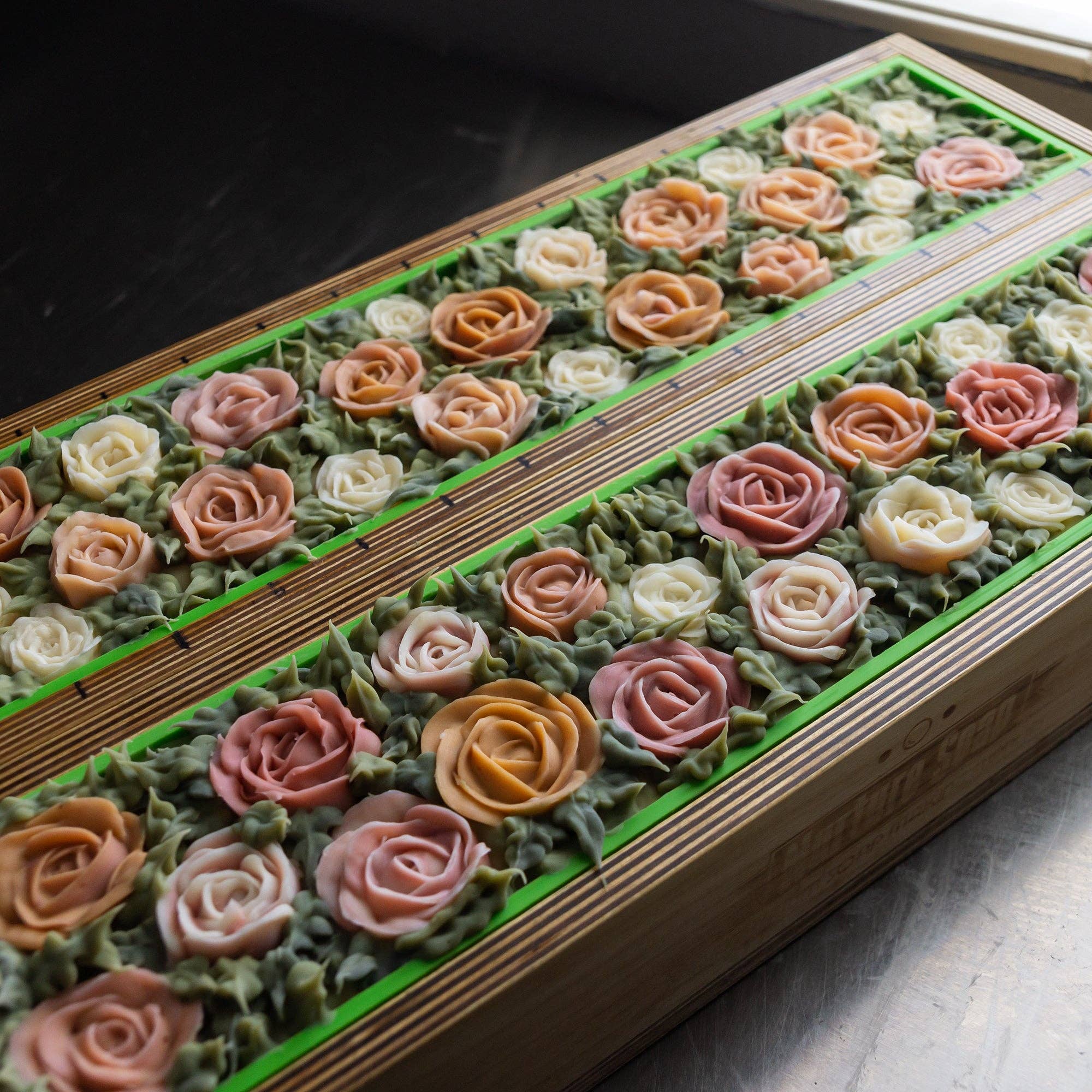 Delta Tule - Wholesale Bar Soap - La Vie En Rose // Lemongrass Mint & Oatmeal Soap3