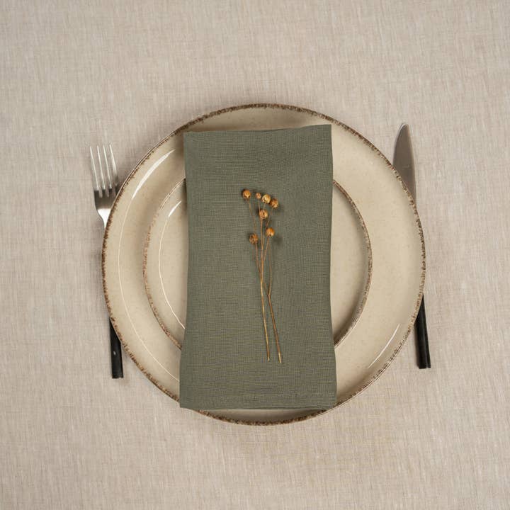 menique - Wholesale Dinner & Cloth Napkin - 100% Linen Napkins Kit - Wedding Holiday Napkins 2/4-Pack