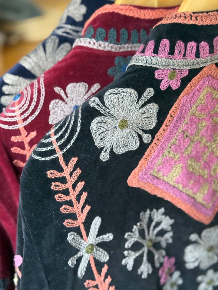 A Edição Suzani por atacado de Cosy Buddha