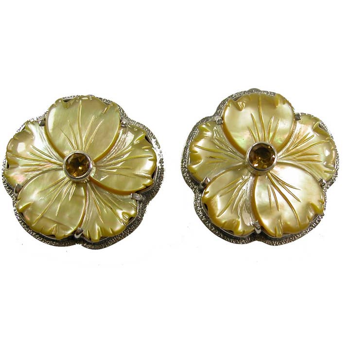 Orecchini a forma di fiore con citrino per la vendita all'ingrosso da parte di Amy Kahn Russell