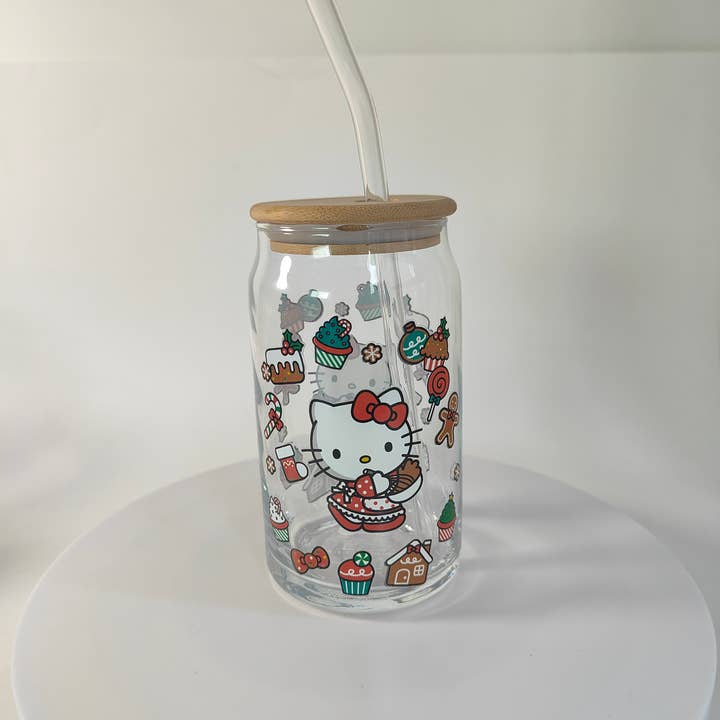 Silver Buffalo - Wholesale Drinking Glass/Cup - Hello Kitty Sweet Holiday 16oz Glass Tumbler w Bamboo Lid