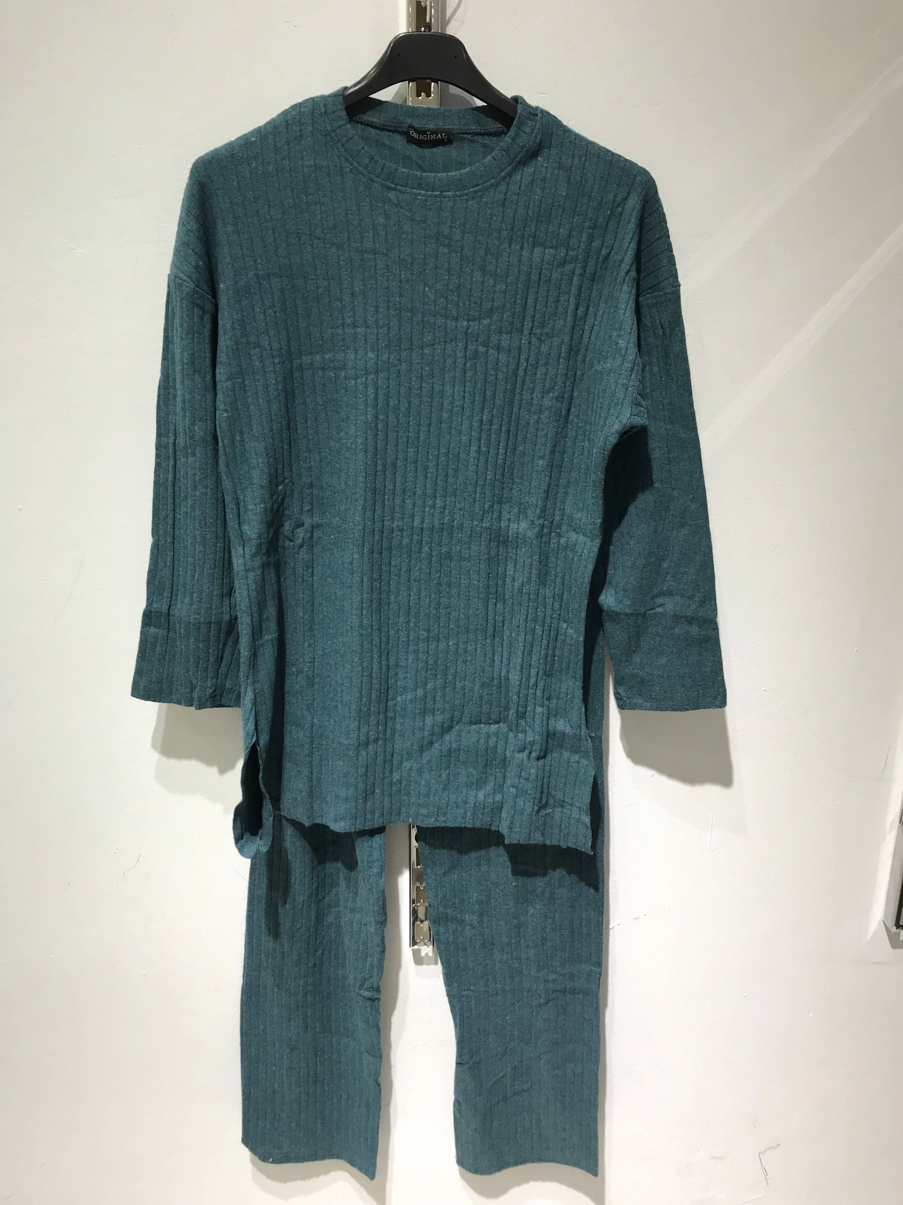 Only Yuan - Wholesale Tops Set - Women's - ref 01 set 7