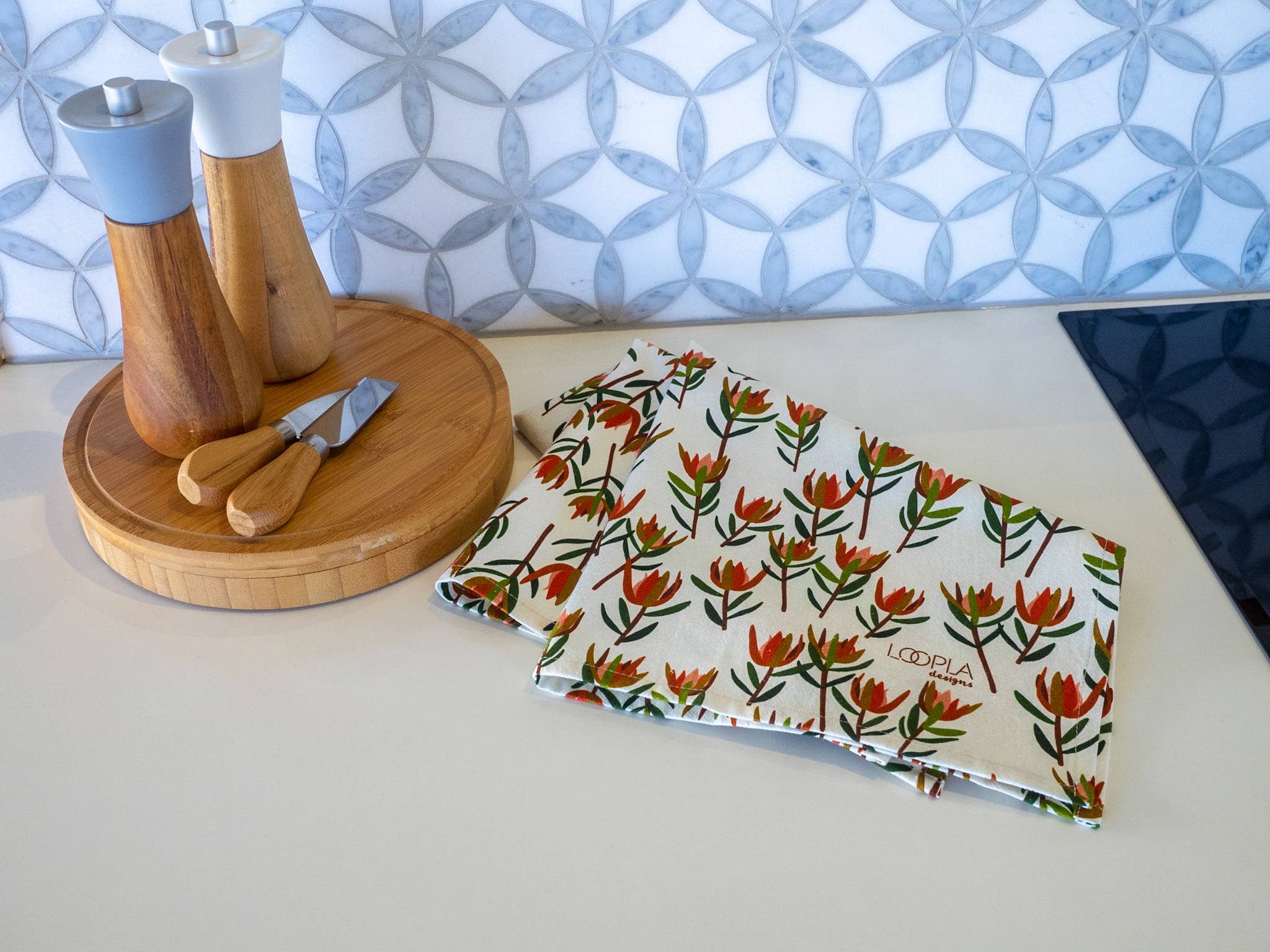 Loopla - Wholesale Tea Towel - Leucadendron Cream Cotton Crepe Tea Towel2