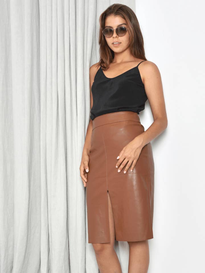 Midnight Black for wholesale by The Fable