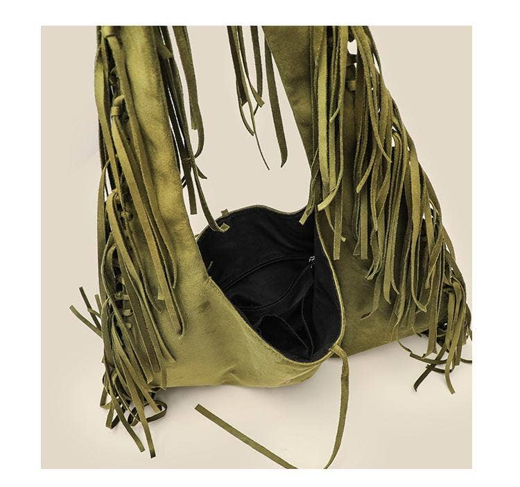 Tourtiwi - Wholesale Shoulder Bag - Women's - Vintage Fringed Suede Shoulder Bag5