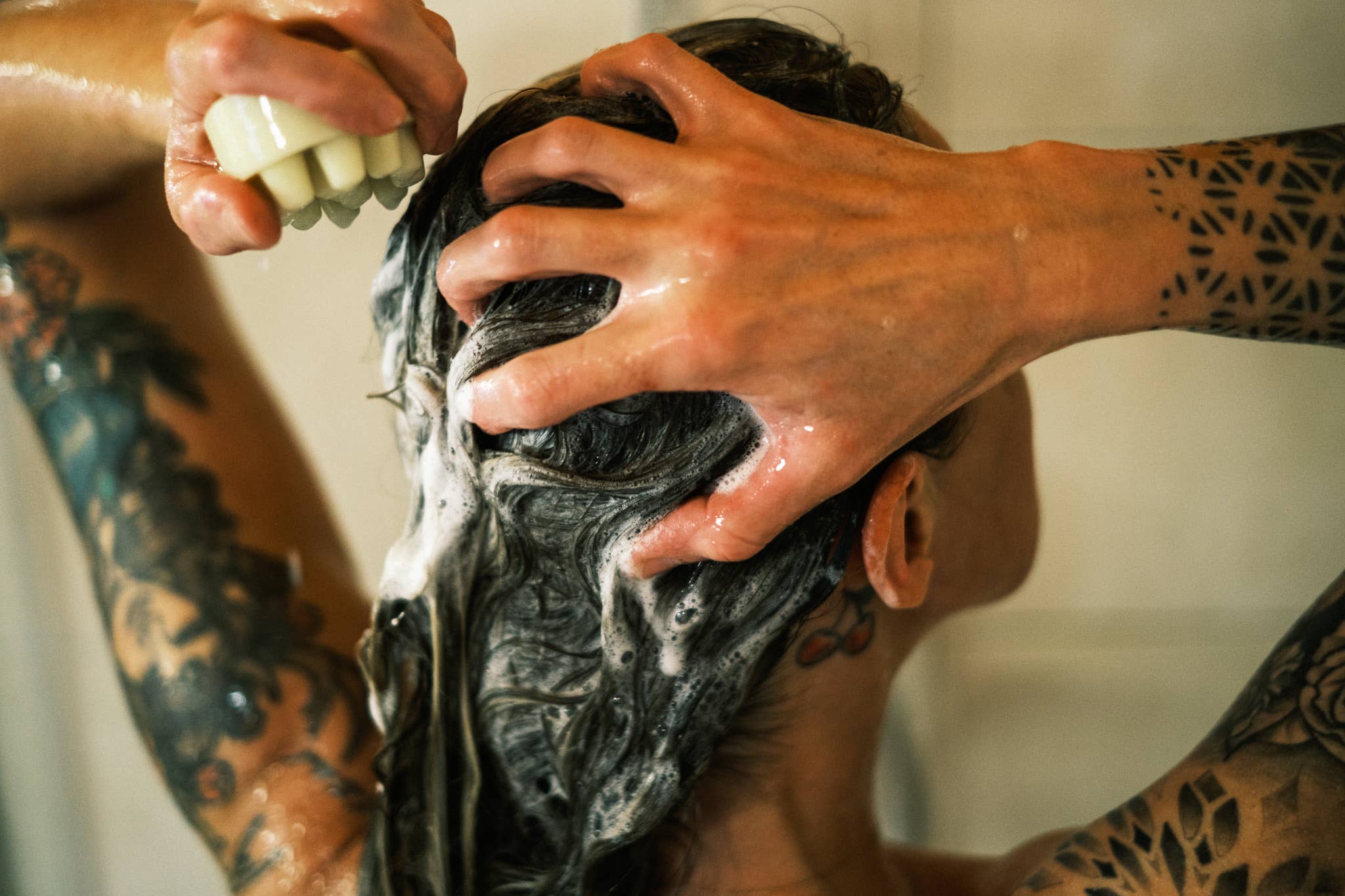 Resting Beef Face - Wholesale Shampoo Puck/Solid Shampoo - GOLDEN STRANDS | TALLOW SHAMPOO BAR2