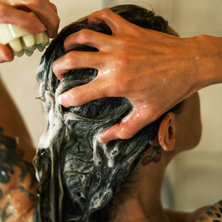 Resting Beef Face - Wholesale Shampoo Puck/Solid Shampoo - GOLDEN STRANDS | TALLOW SHAMPOO BAR2