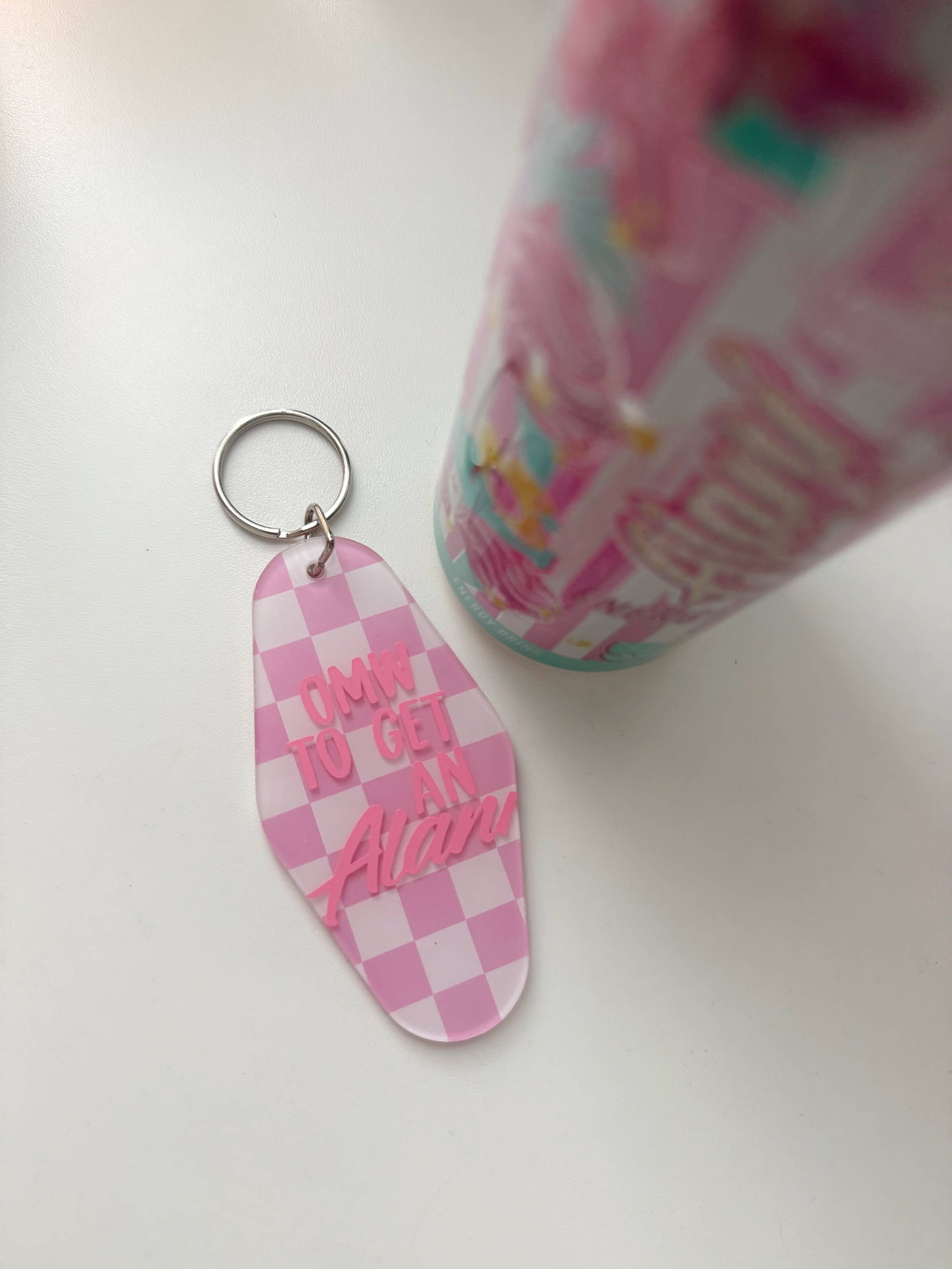 19 The Label – wholesale Nyckelringar - Dam – På väg för att skaffa en Alani-rutig nyckelring0