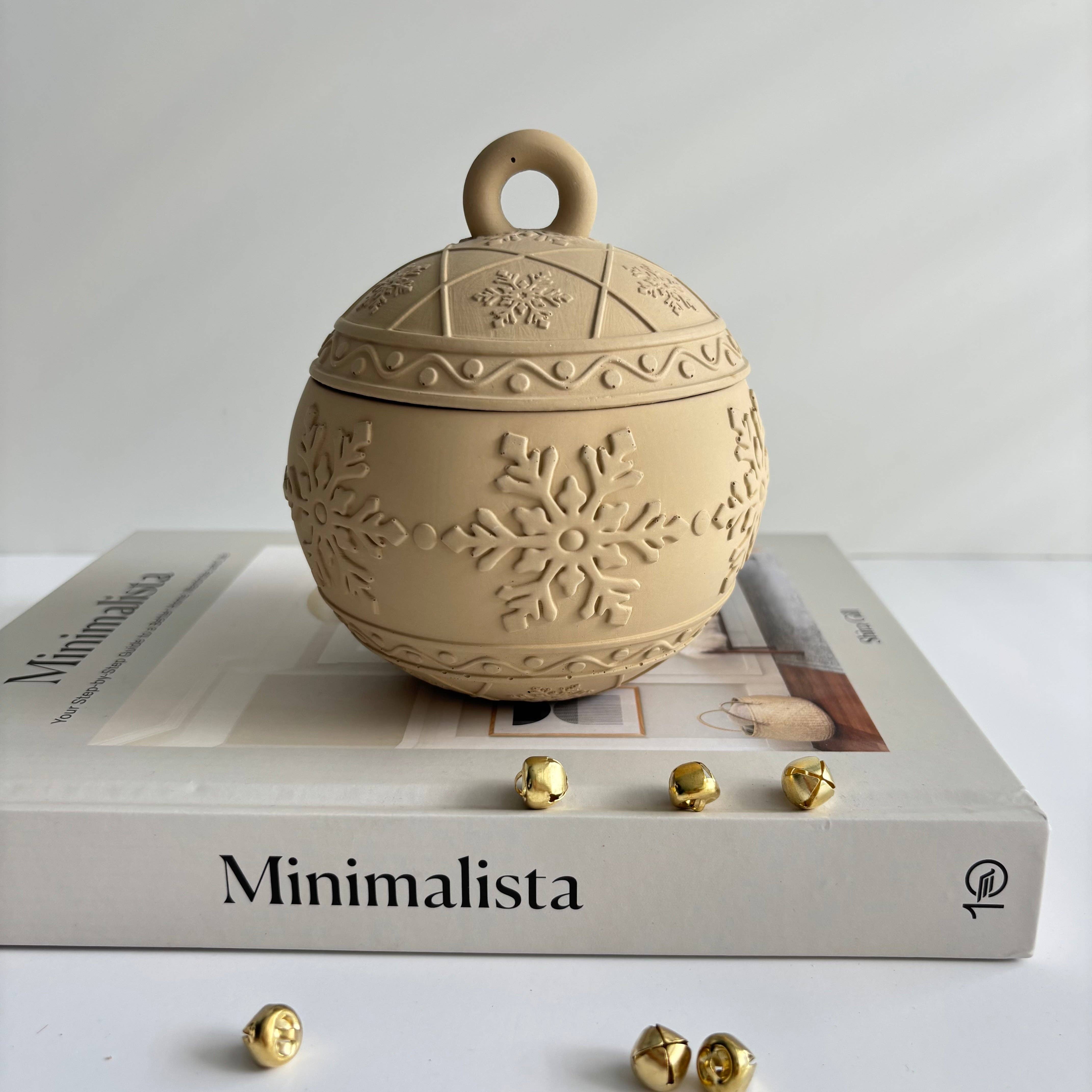 Fancy Concrete - Wholesale Jar/Filled Candle - Snowflake Bauble Candle | Coconut-Soy Wax Christmas Decor8