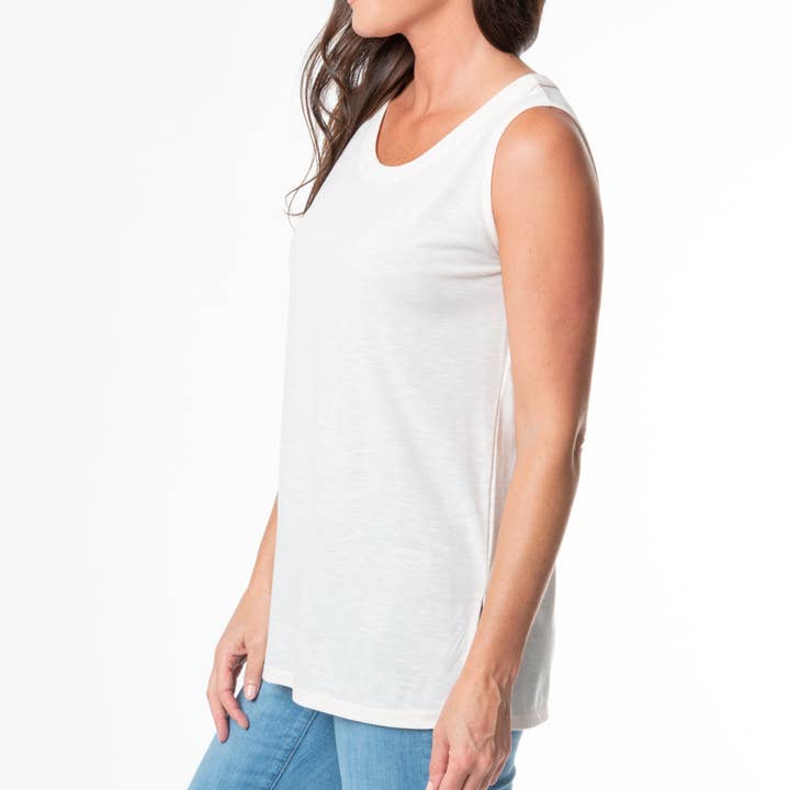 Elsie & Zoey - Wholesale Tank Top - Women's - Sale - 8 Pc Fallon Sand Sleeveless Scoop Neck Tank Top Asst4