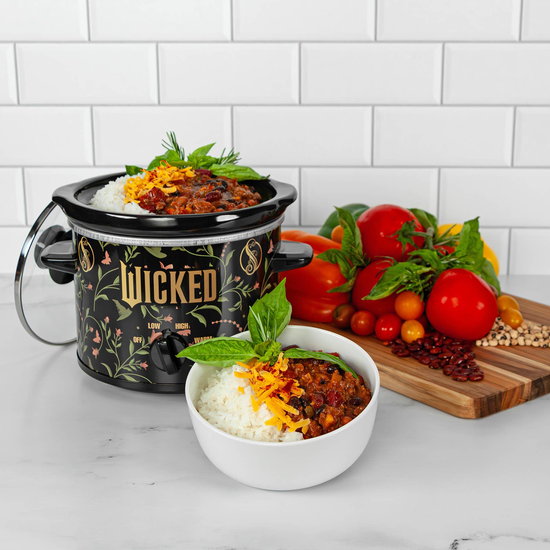 Uncanny Brands - Wholesale Kitchen Appliance - Uncanny Brands Wicked 2Qt Slow Cooker4