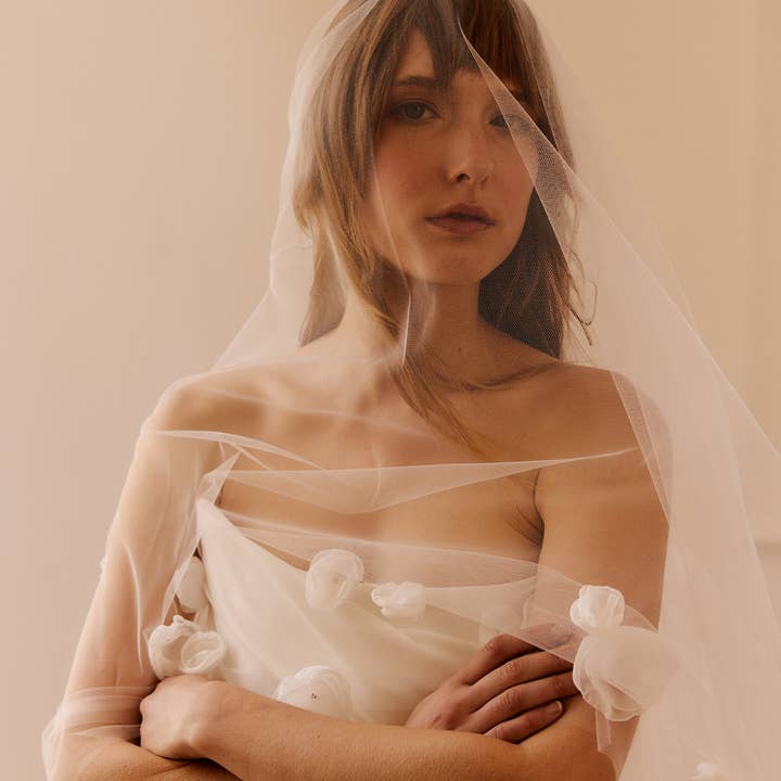 Dove Grey Accessories - Wholesale Veil - Women's - Jolene 3D Organza Floral Veil0