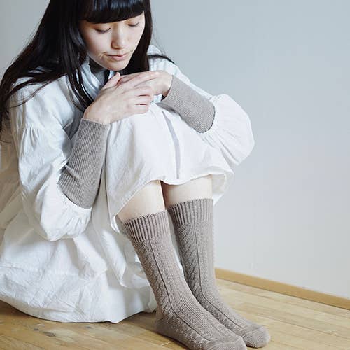 NISHIGUCHI KUTSUSHITA - Vente Chaussettes – femme - ME0112 Chaussettes en Laine et Coton à Câble S4
