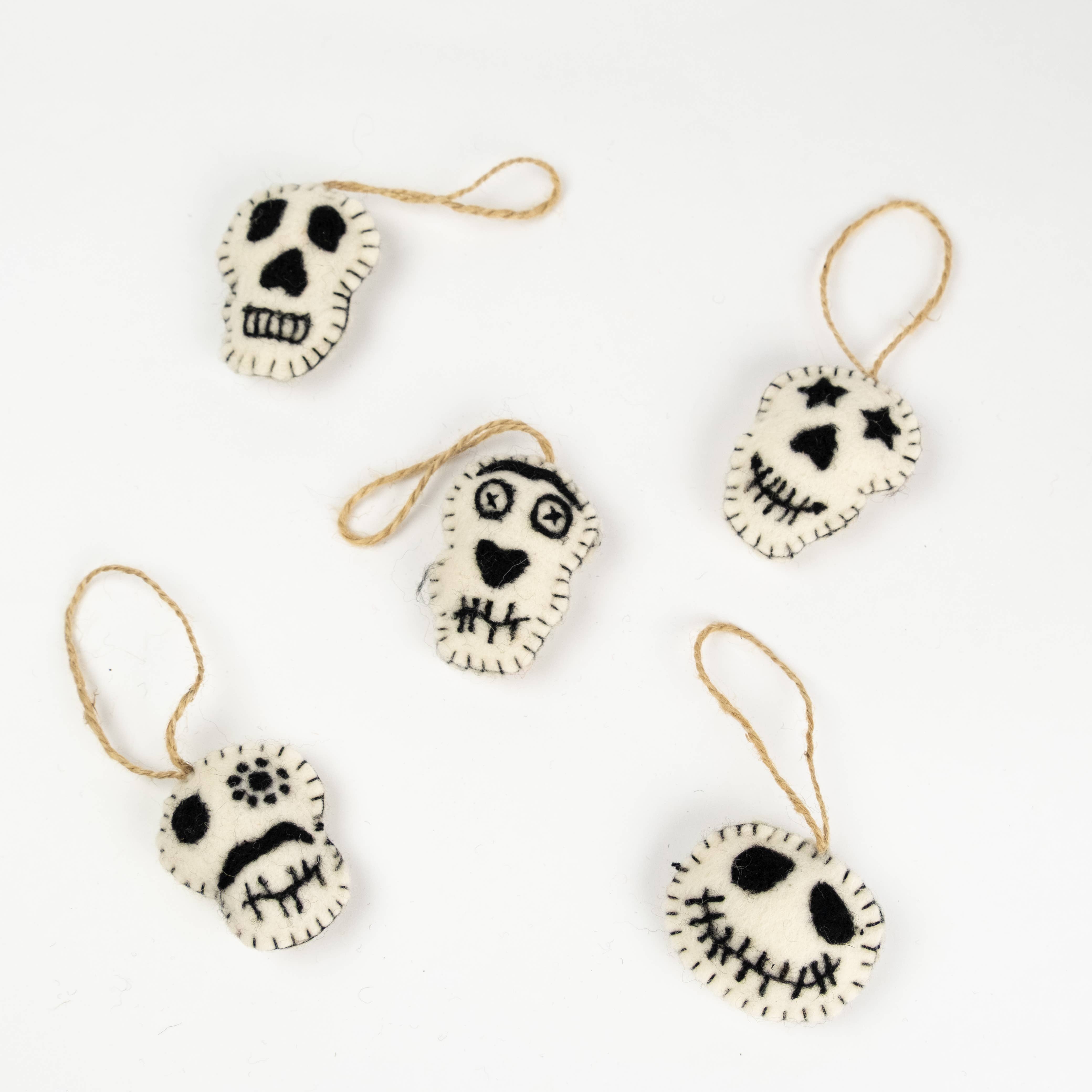 The Winding Road - Vendita all'ingrosso Decorazione - Ornamento - Decorazioni di Halloween - Teschi in feltro - NUOVO!1