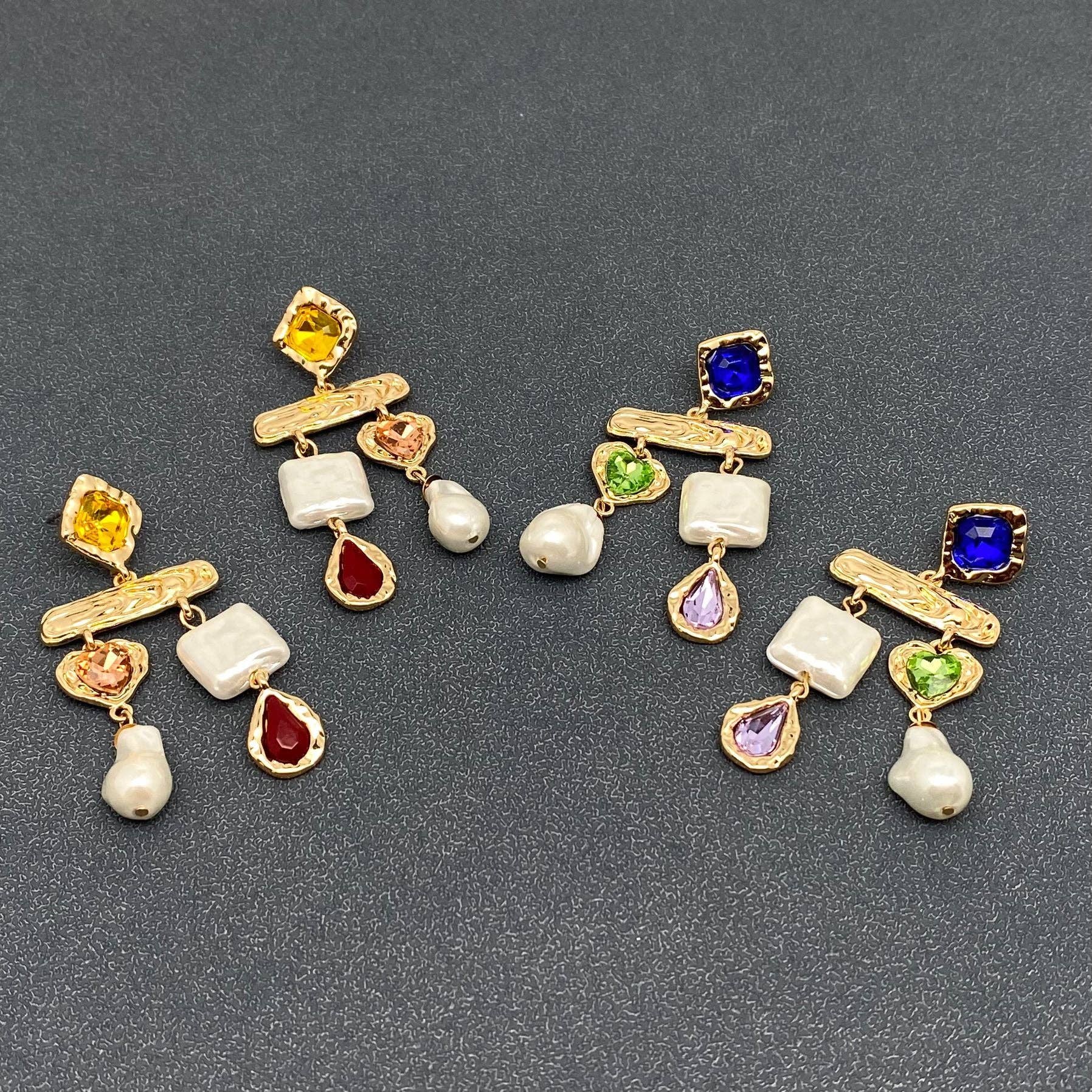 Mio Queena - Venta al por mayor Pendientes colgantes - Pendientes colgantes geométricos con perlas barrocas y cristal2