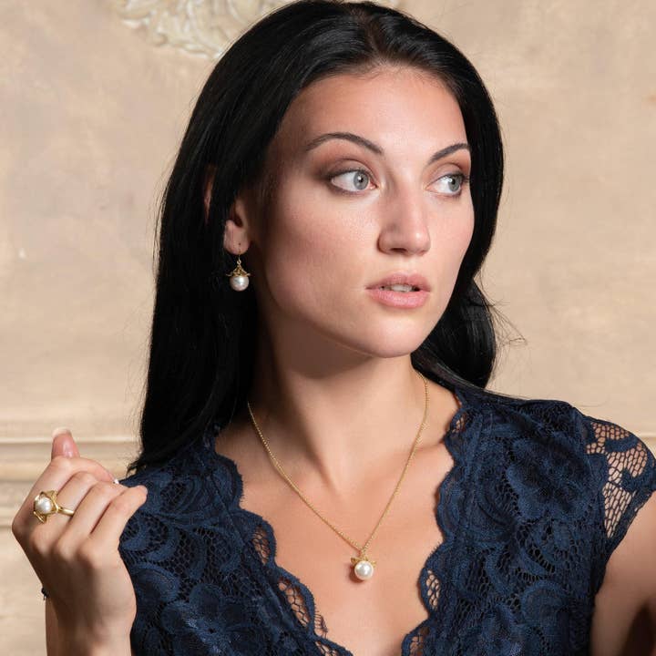 Namana - Wholesale Cocktail/statement ring - Adjustable Gold Cocktail Ring for Women with a Pearl5