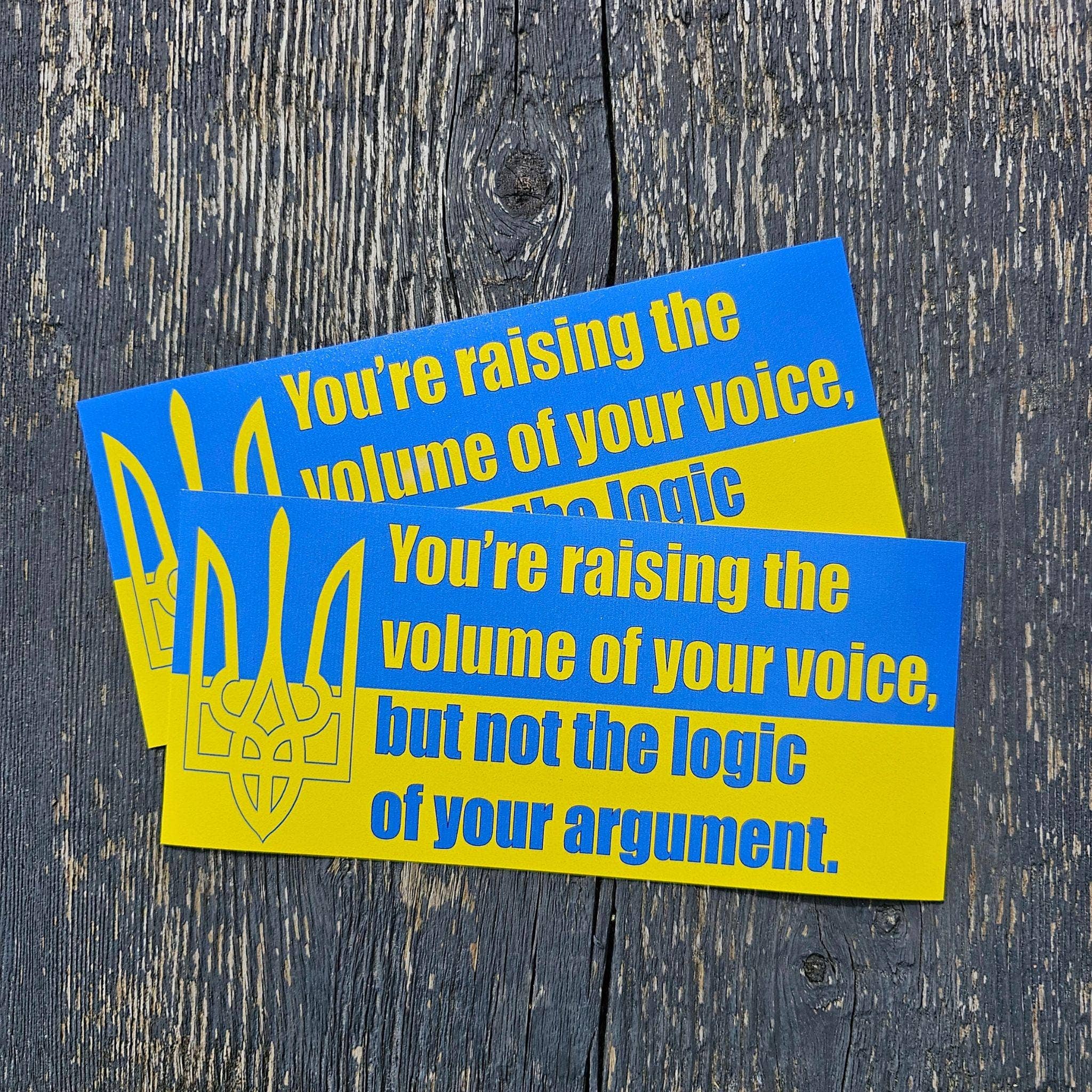 Sticky Bunny Stickers – Adesivo por atacado – Autocolante "Ucrânia Forte" | 1 dólar doado por venda à Fundação Olena Zelenska | Apoie a Ucrânia | Citação de Volodymyr Zelenskyy2