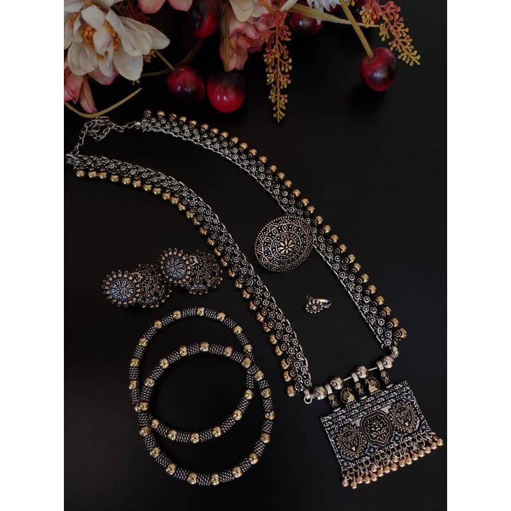 Indisk tofarvet oxideret langt halskædesæt i etnisk stil for engroshandel hos Vastrabhushan