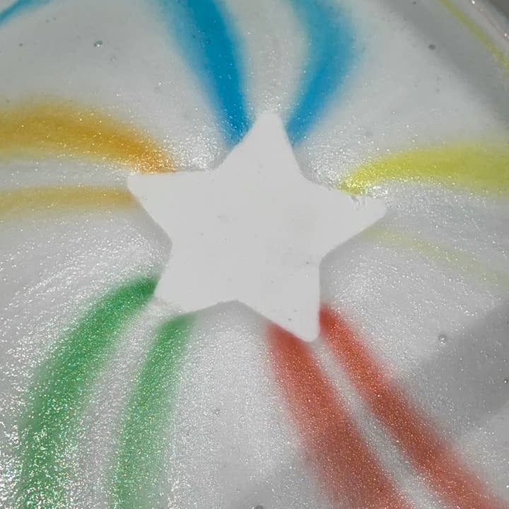 FRENCH TENDANCE - Wholesale Bath Bomb/Fizz - BDB 100 gr - Star rainbow effect - Bubble Gum Scent