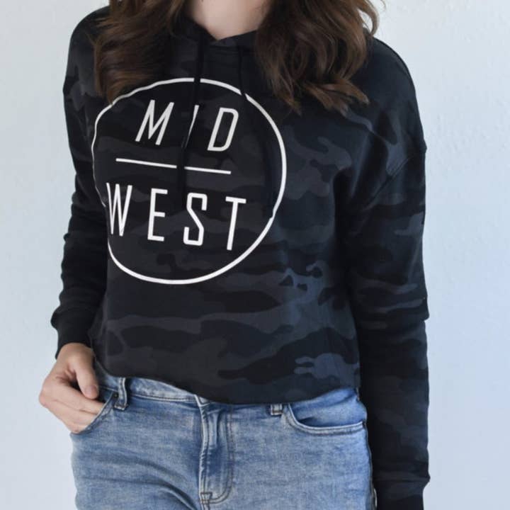 Midwest Circle Cropped Hoodie für den Großhandel von Section 21 Apparel