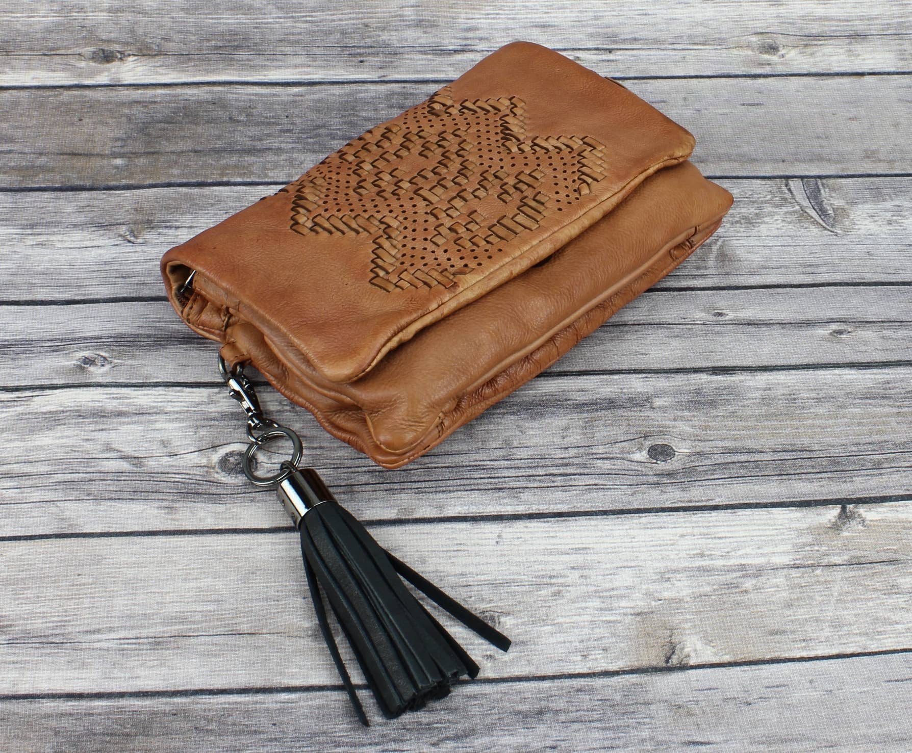 Leather Impressions Inc - Venta al por mayor Llavero - Mujer - Accesorio y llavero para bolso de piel con borlas14