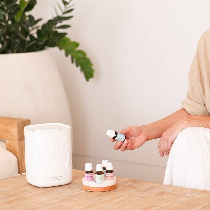 Lively Living - Wholesale Electronic diffuser - Aroma-Cloud Humidifier Diffuser + Immune Oil7