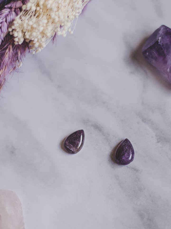 Orecchini pendenti a forma di pioggia in argento Sterling 925 e ametista per la vendita all'ingrosso da parte di Xander Kostroma