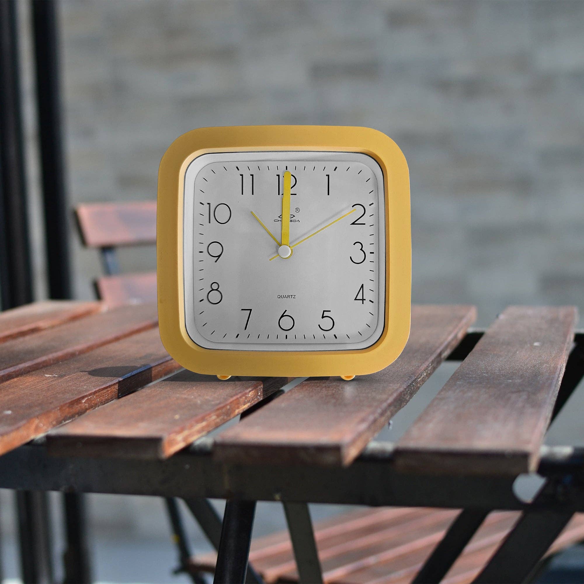 Ledsone - Wholesale Alarm Clock - Small Alarm Analog Clocks for Students & Children (Bedside, Cute Design) ~523415