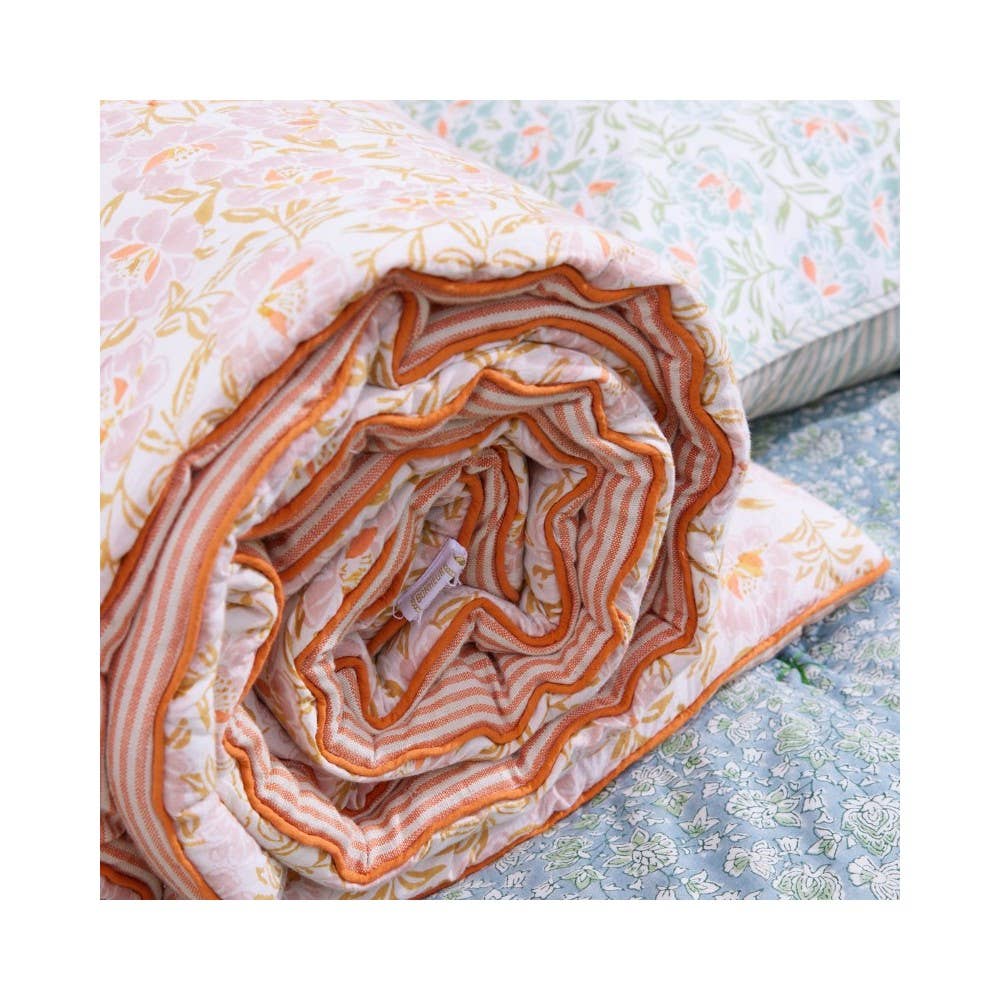 Bonheur du Jour - Wholesale Quilt - Sofa Cover - Petunia Rose4