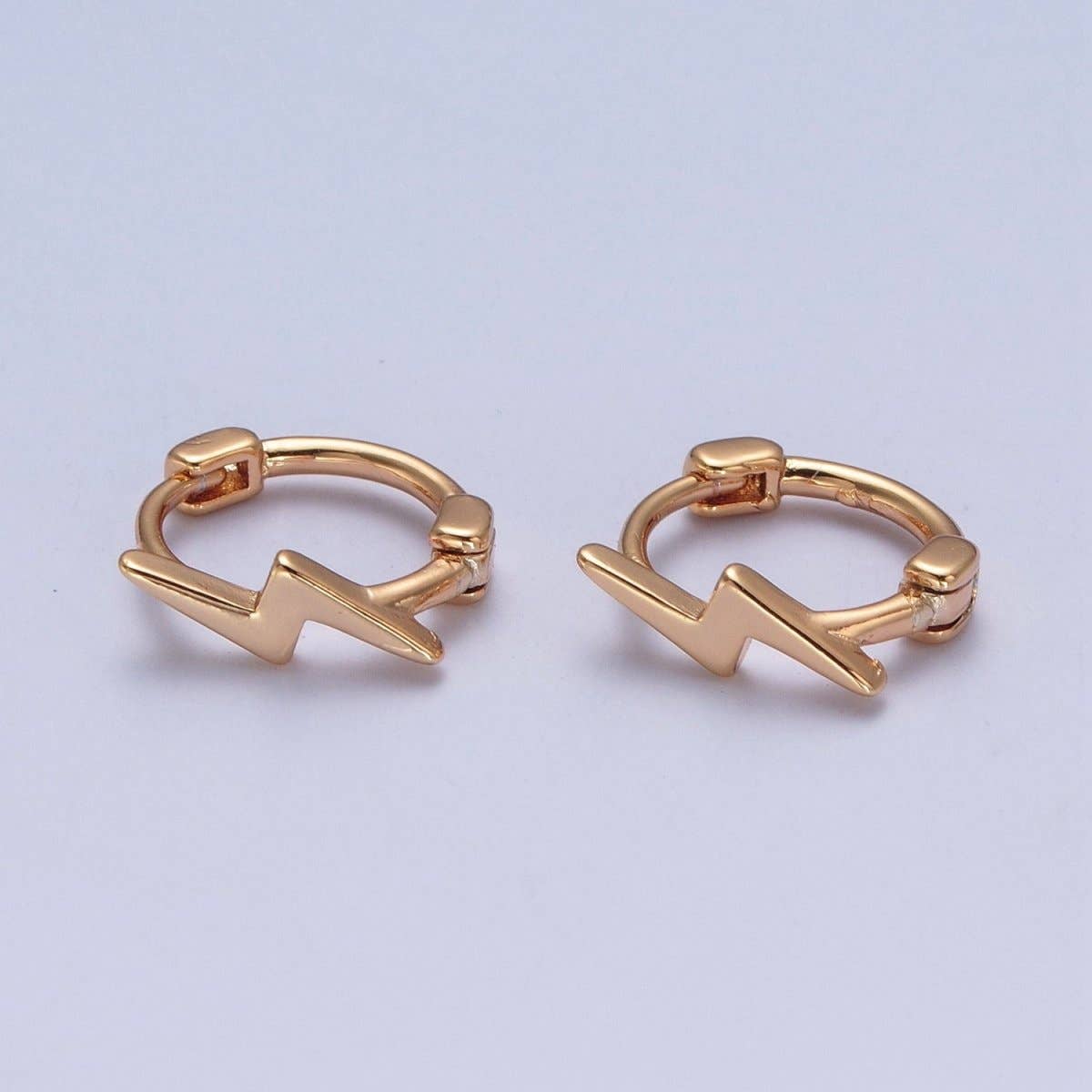 Aim Eternal - Wholesale Huggie Earrings - Minimalist Lightning Bolt Huggie Hoop Earrings P-4100