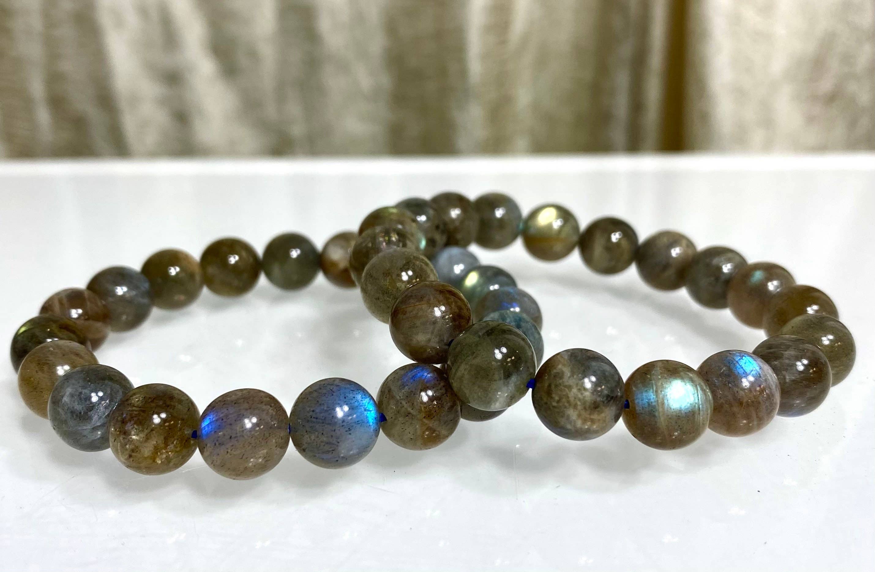 KayleeNYC - Vente Bracelet de perles - Bracelet extensible de guérison en cristal de labradorite naturelle 10 mm 8”2