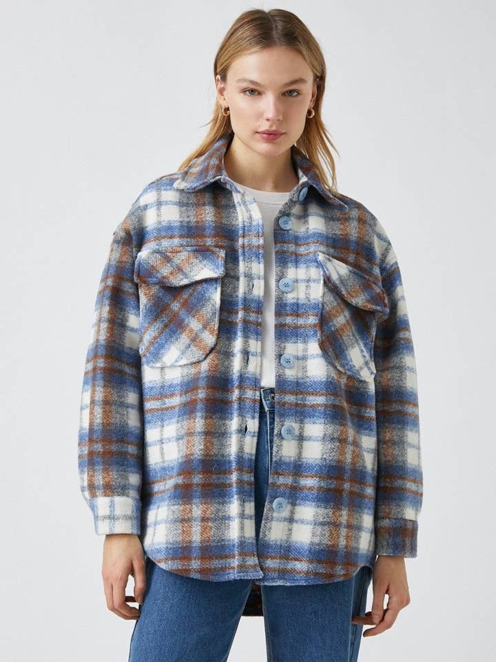 Sovraccamicia in tartan modello Shacket color indaco chiaro per la vendita all'ingrosso da parte di Usolo Outfitters