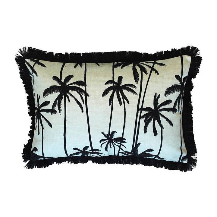 Housse de coussin Coastal Fringe Noir-Tall Palms Seafoam - 35 cm x 50 cm pour la vente par Escape To Paradise