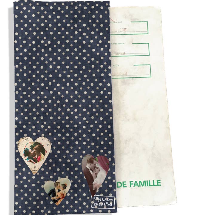 Protege livret de famille Coeurs gris pour la vente par BISTRAKOO