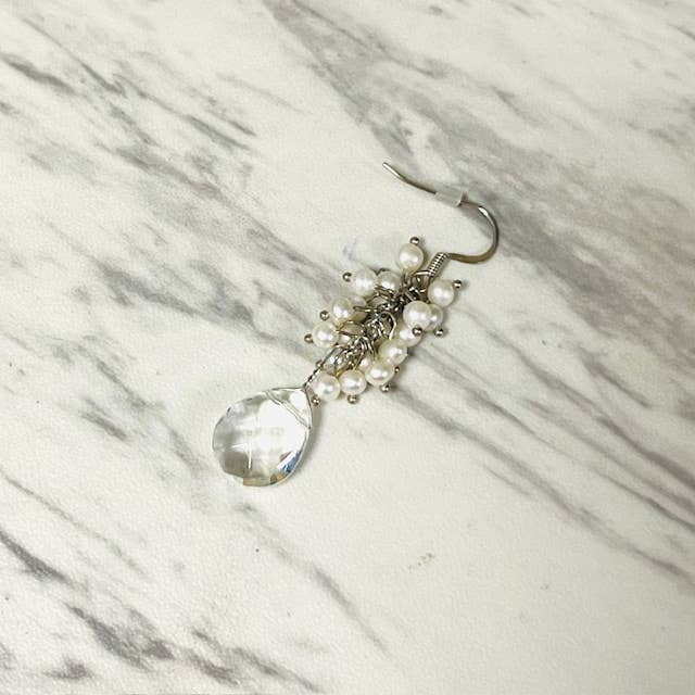 Anita K By Blushing Pink – wholesale Dangle earrings – Freshwater Pearl Cluster with Faceted Teardrop on Ear Wire7