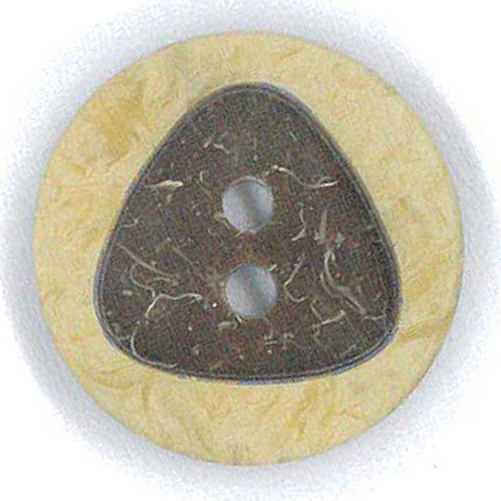 NEMARK - Wholesale Sewing Button/Snap - COCONUT IMITATION TRIANGLE BUTTON0