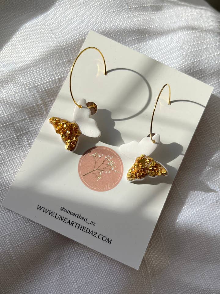 Borboleta Rocha Dourada por atacado de Unearthed by Kathryn Peña