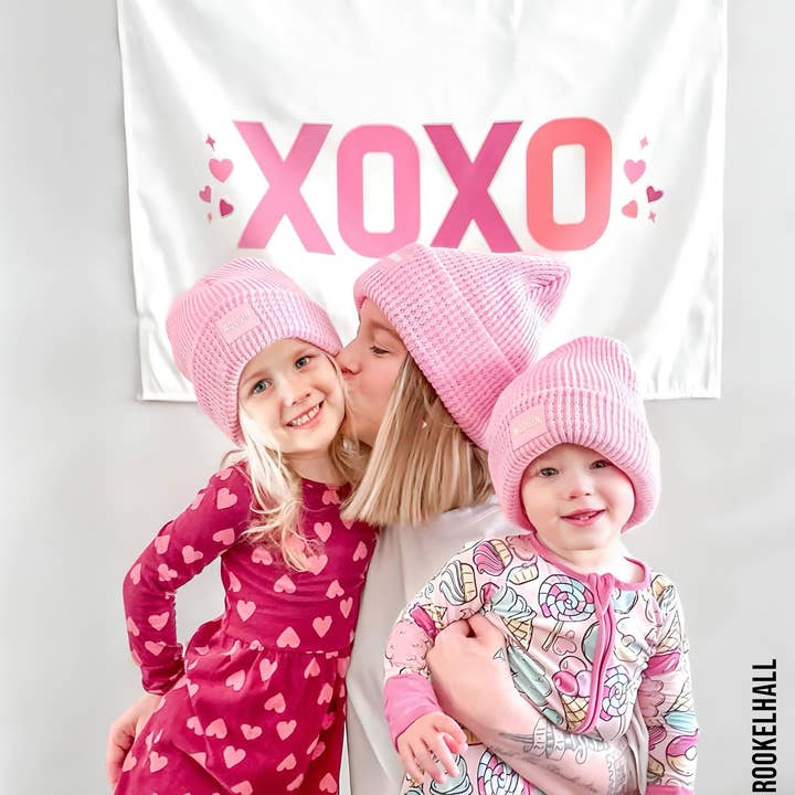 Cherrypick - Wholesale Wall Decor - Kids & Baby - XOXO Banner Je T'Aime Banner (Neutral) | Kids Playroom Valentine's Decor