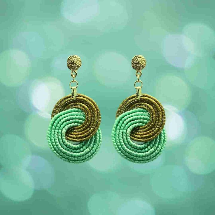 Ora - Wholesale Dangle Earrings - Infinito floor6