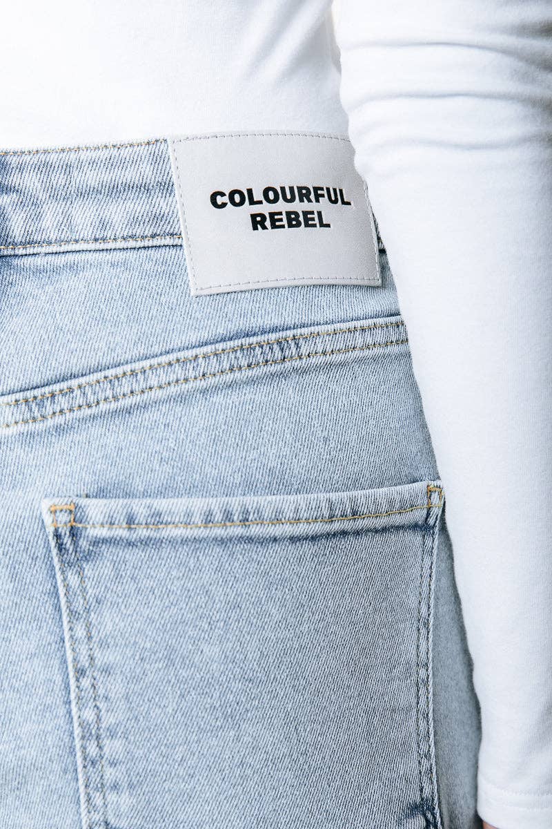 Denim azul claro Gaias Denim | Denim azul claro para venda a revendedores na Faire5