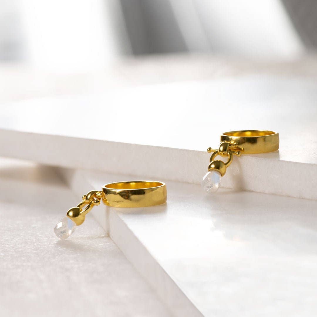 URBAN-EQUESTRIAN – wholesale Single stone/solitaire ring – Brio - Moonstone Horse Bit Equestrian Ring in Gold4