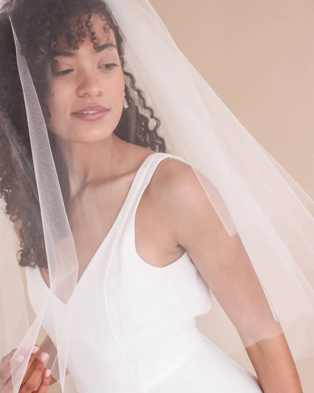 Dareth Colburn Designs – Großhandel Schleier – Damen – 2-lagiger Hochzeitsschleier mit geschliffener Kante7