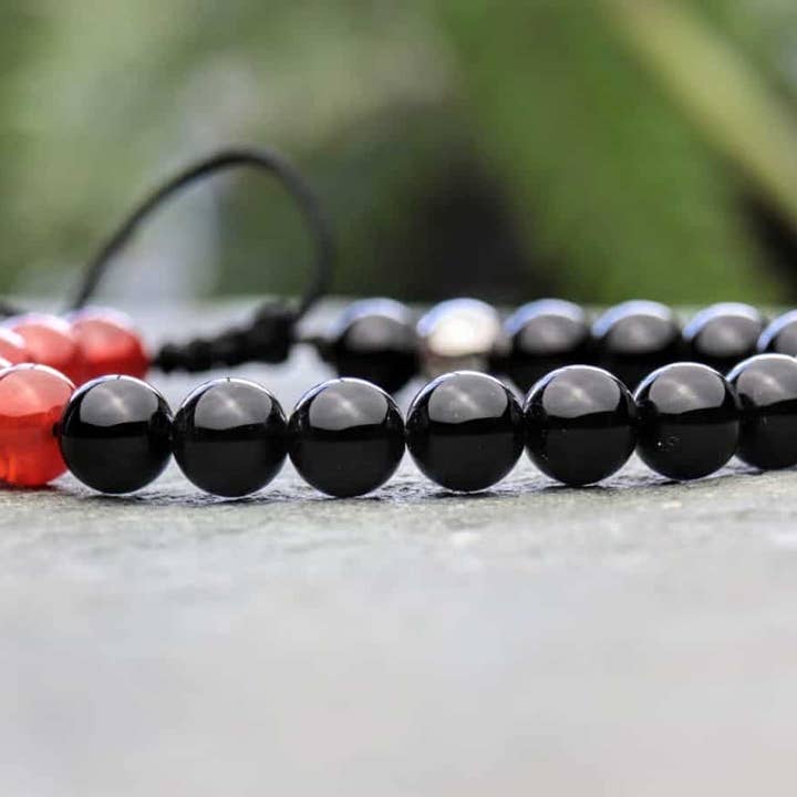 Carnelian and Onyx Beaded Bracelet for wholesale by SoeL Beads