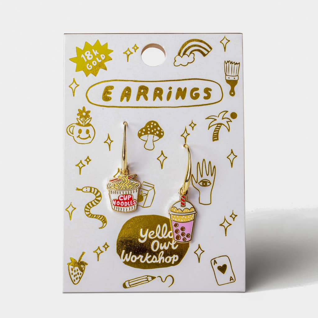 Yellow Owl Workshop – Großhandel Ohrhänger – Ramen-Nudeln & Boba-Tee-Ohrringe - Gold Junk Food Statement1