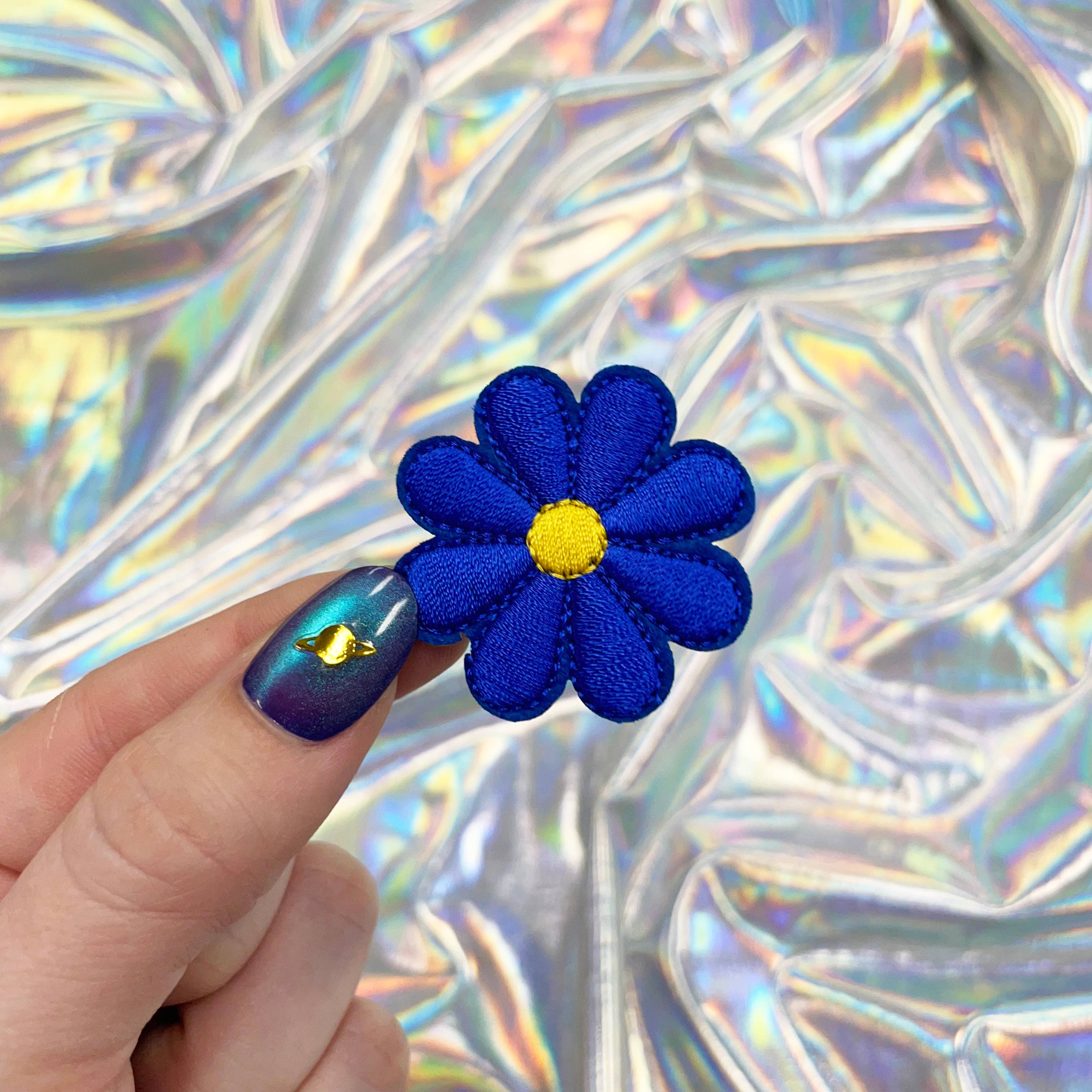 The Crafty Engineer - Vendita all'ingrosso Toppe - Piccole toppe termoadesive ricamate a forma di margherita18