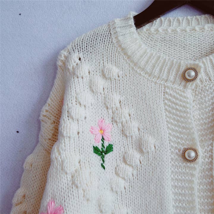 HIDDENBRAND - Wholesale Cardigan - Women's - Hand-Hooked Embroidered Knit Sweater Cardigan8