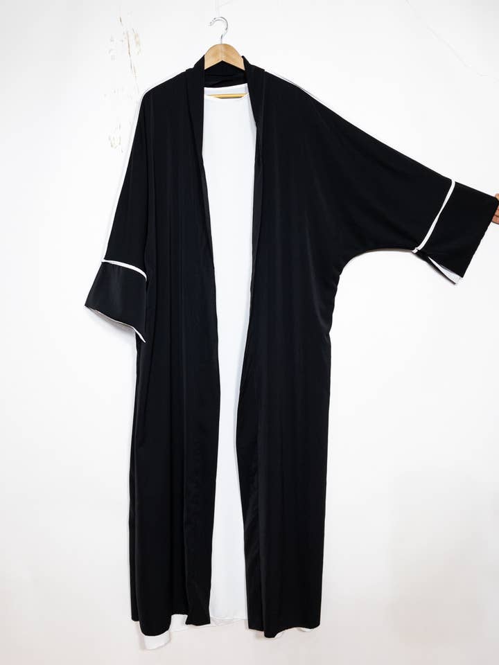 IDEAL OUTFIT – wholesale Kimono – Women's – Kimono with two-piece silk tank top from Medina 2373pk21